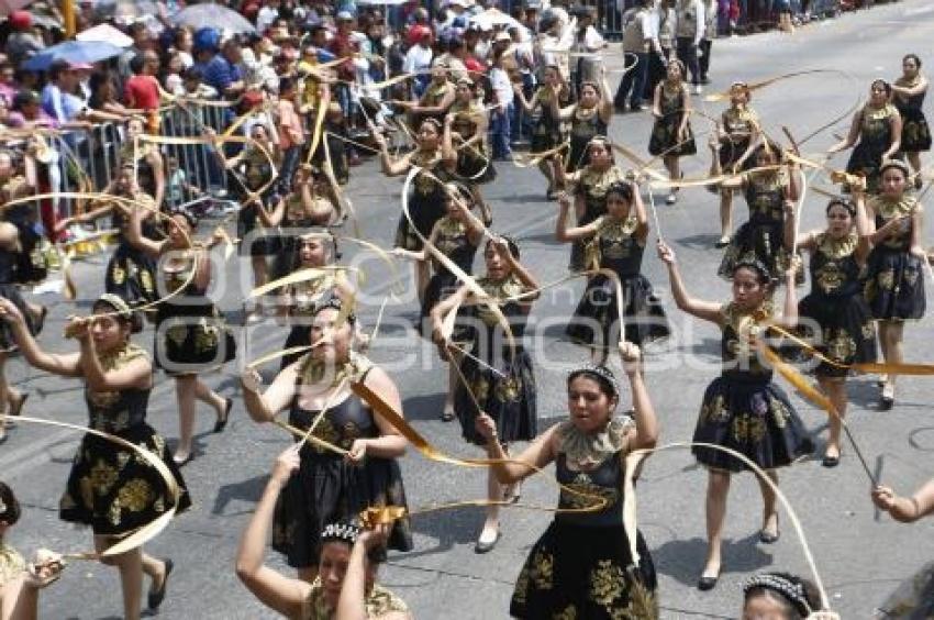 DESFILE CÍVICO MILITAR . 5 DE MAYO