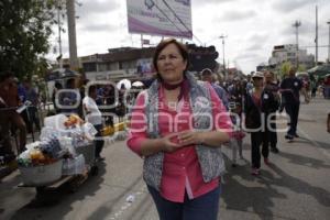 DESFILE 5 DE MAYO . ANA TERESA ARANDA