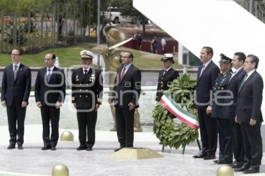 CEREMONIA . 5 DE MAYO