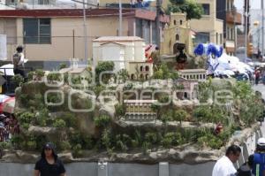 DESFILE CÍVICO MILITAR . 5 DE MAYO