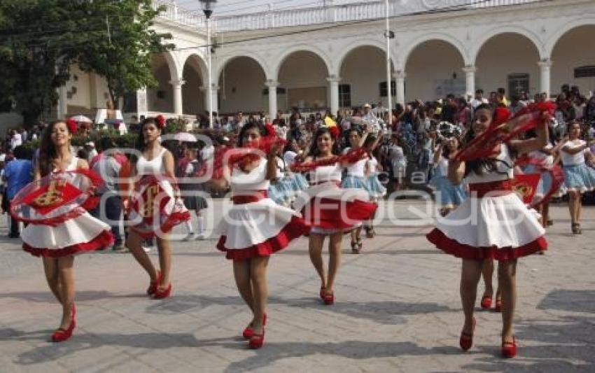 DESFILE 5 DE MAYO . ACATLÁN
