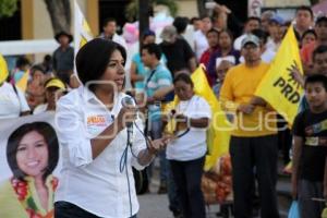 ELECCIONES . ROXANA LUNA EN TEHUACÁN