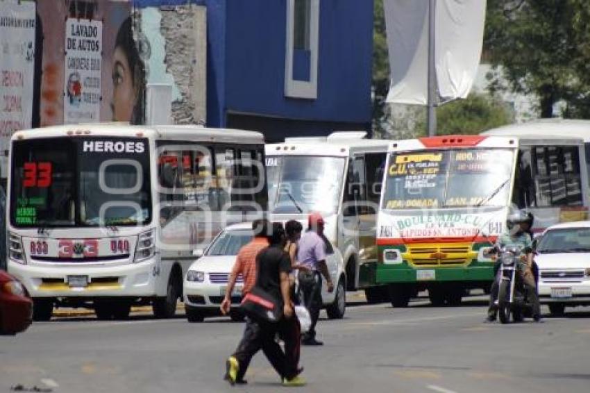 TRANSPORTE PÚBLICO