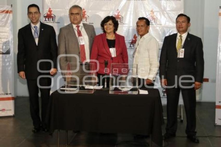 ELECCIONES . DEBATE IEE