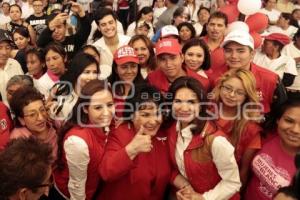 ELECCIONES . BLANCA ALCALÁ . CARMEN SALINAS