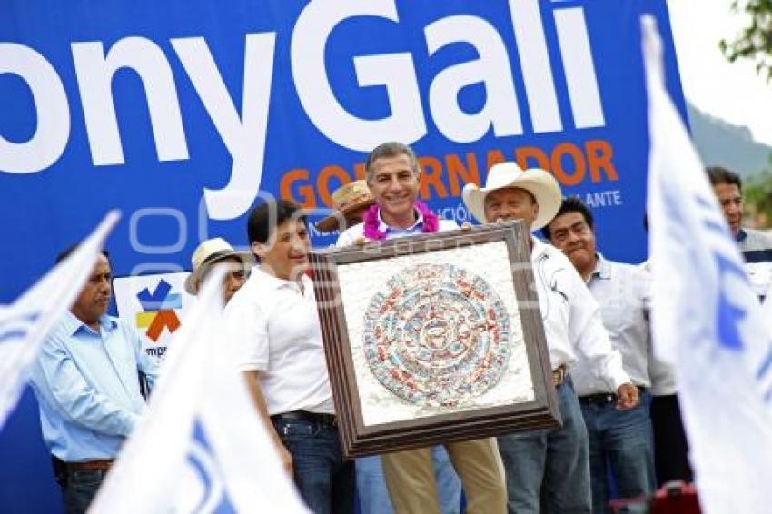 ELECCIONES . TONY GALI EN PAHUATLÁN