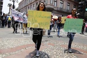 MANIFESTACIÓN FEET