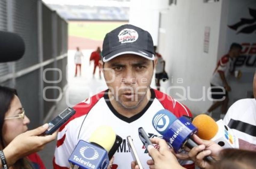 FÚTBOL . DIRECTOR TÉCNICO LOBOS BUAP