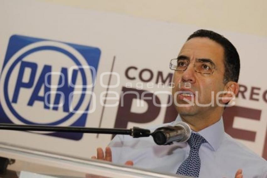 ELECCIONES . JAVIER LOZANO ALARCÓN