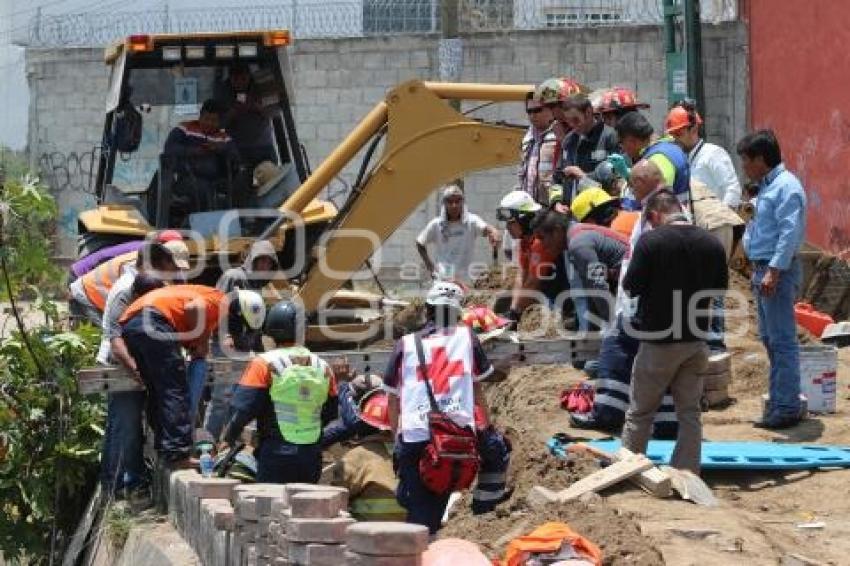 TRABAJADORES SEPULTADOS . CUAUTLANCINGO