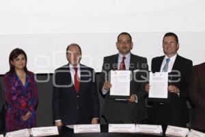 FIRMA CONVENIO IEE-ITESM