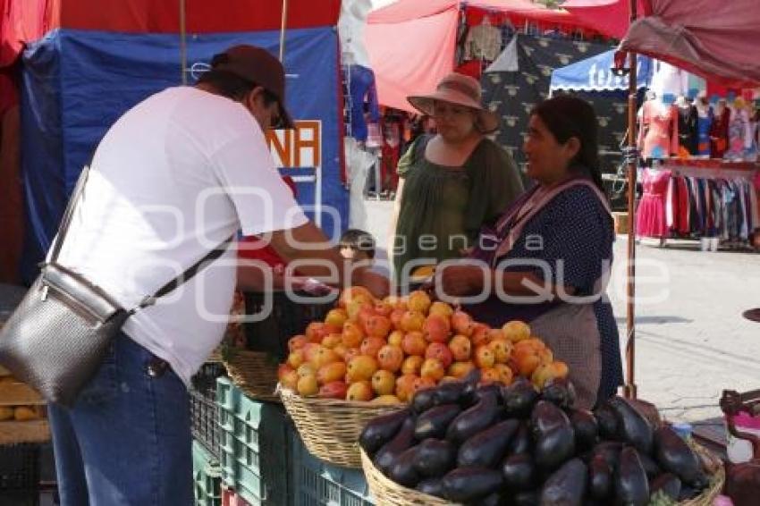 TIANGUIS TEPEACA