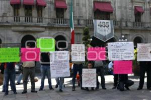 MANIFESTACION EX FUNCIONARIOS