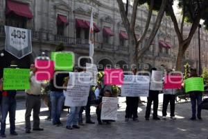 MANIFESTACION EX FUNCIONARIOS