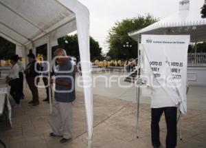 ELECCIONES . CASILLAS . ACATLÁN