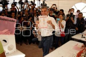 ELECCIONES . TONY GALI . VOTO