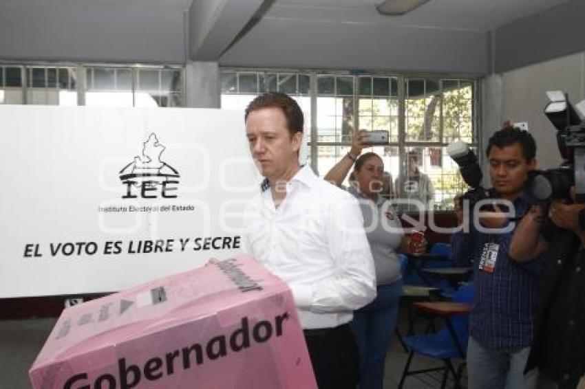 ELECCIONES . LUIS BANCK . VOTO