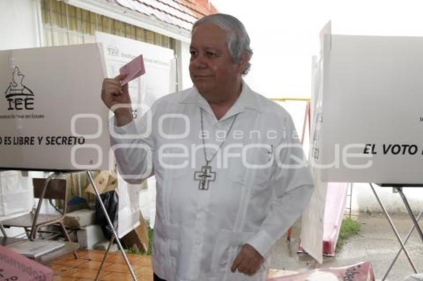 ELECCIONES . ARZOBISPO DE PUEBLA . VOTO