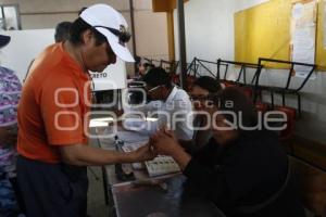 ELECCIONES . CASILLAS