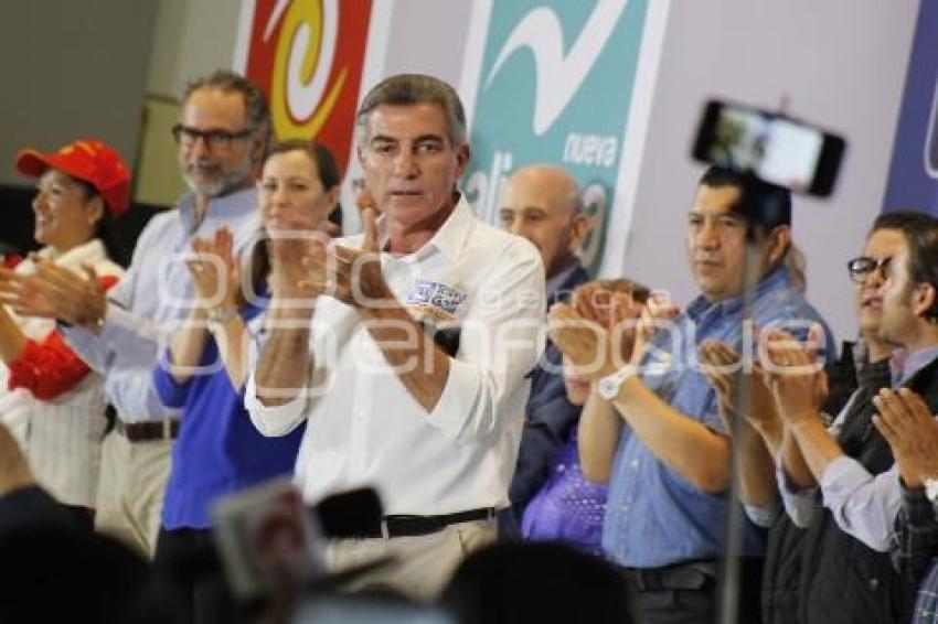 ELECCIONES . ANTONIO GALI . FESTEJO