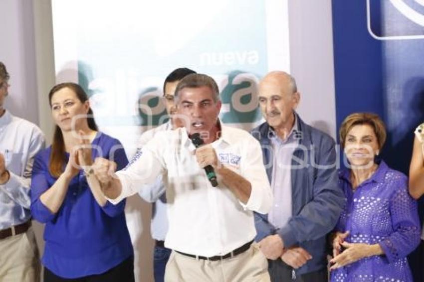 ELECCIONES . ANTONIO GALI . FESTEJO