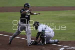 BÉISBOL . PERICOS VS SULTANES