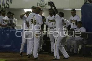 BÉISBOL . PERICOS VS SULTANES