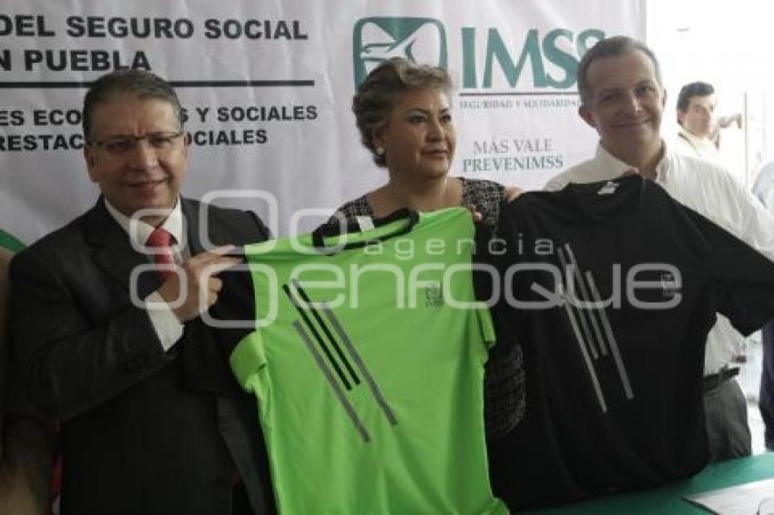 IMSS . CARRERA