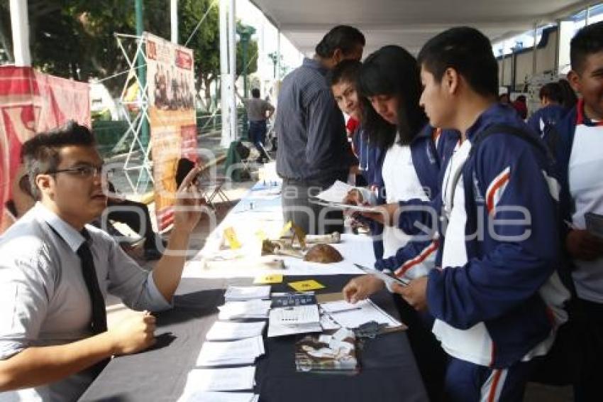 FERIA UNIVERSITARIA REGIONAL