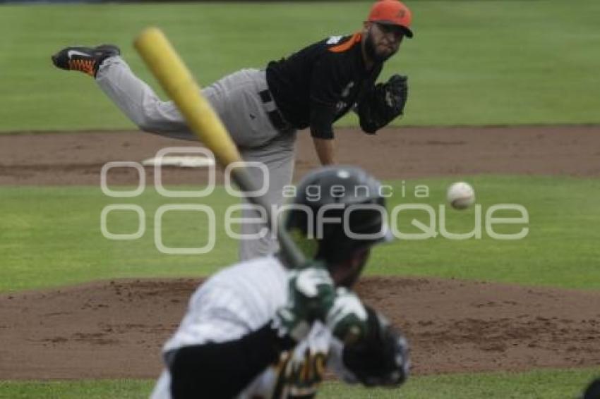 BÉISBOL . PERICOS VS BRONCOS