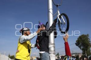 COLOCACIÓN BICICLETA BLANCA