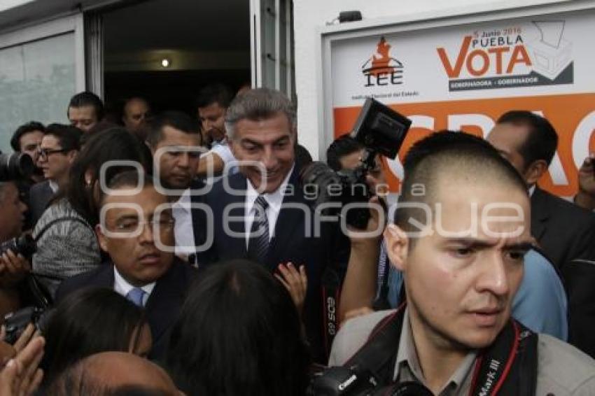 ELECCIONES. TONY GALI . CONSTANCIA