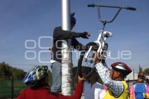 COLOCACIÓN BICICLETA BLANCA