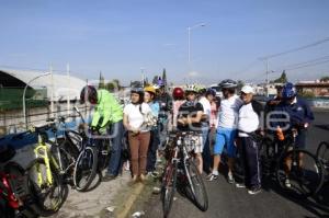 COLOCACIÓN BICICLETA BLANCA