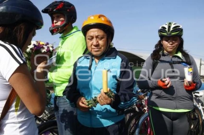 COLOCACIÓN BICICLETA BLANCA