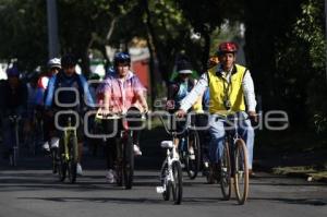 COLOCACIÓN BICICLETA BLANCA