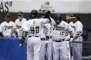 BÉISBOL . PERICOS VS BRONCOS