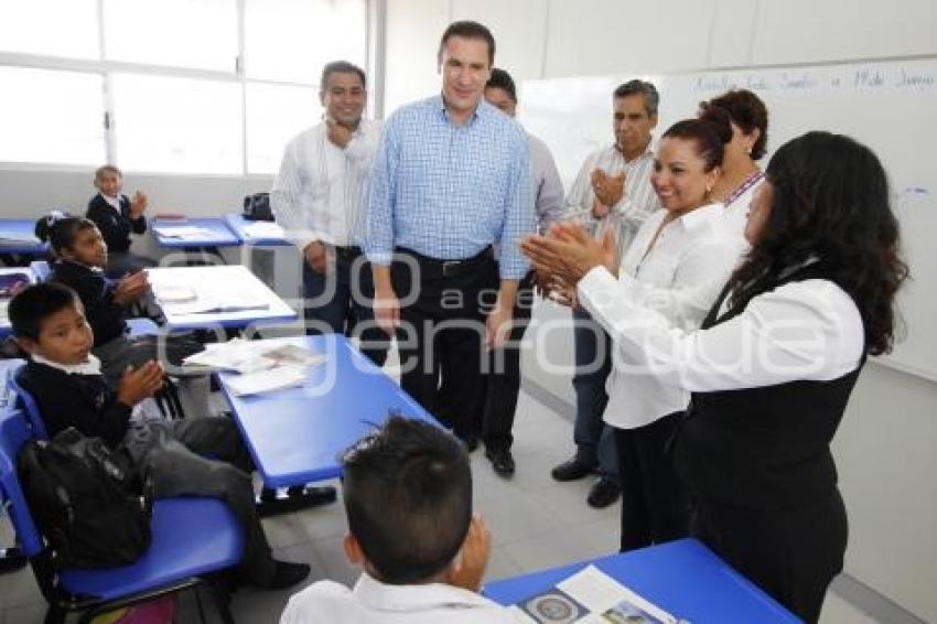 INAUGURACIÓN DE ESPACIOS EDUCATIVOS . RMV