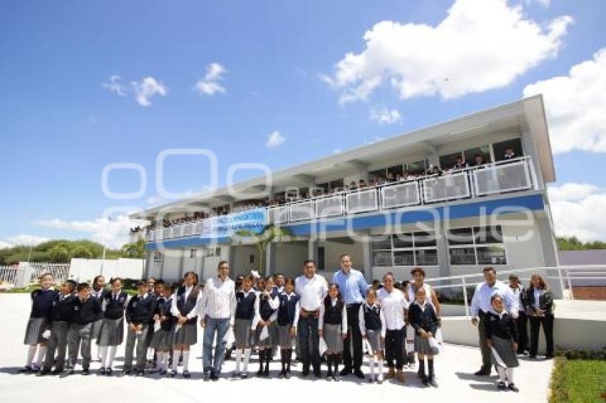 INAUGURACIÓN DE ESPACIOS EDUCATIVOS . RMV