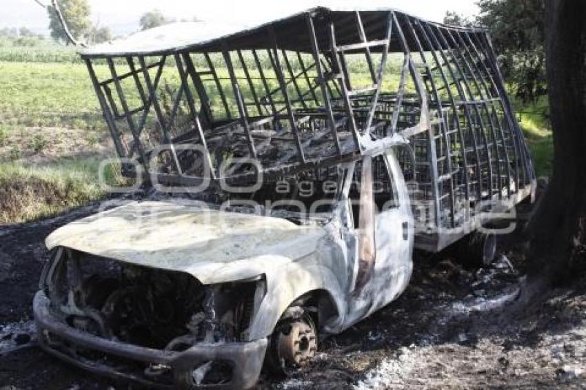 CAMIONETA INCENDIADA