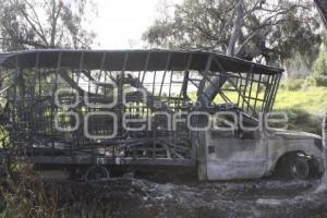 CAMIONETA INCENDIADA