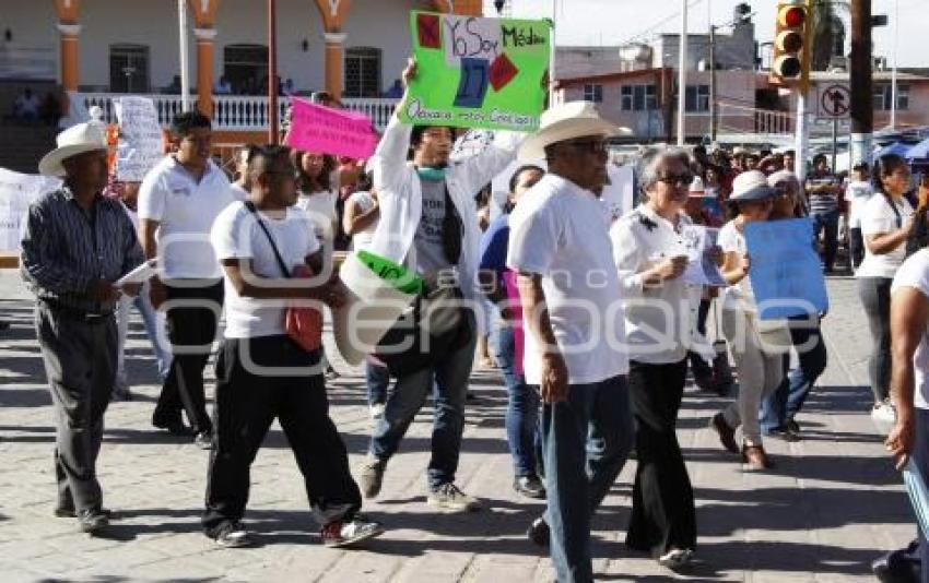 MANIFESTACIÓN . ACATLÁN DE OSORIO