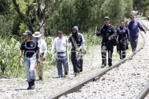 BOMBEROS BÚSQUEDA ADOLESCENTE RÍO ATOYAC