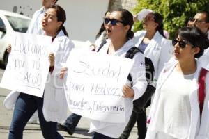 ESTUDIANTES DE MEDICINA MANIFESTACIÓN