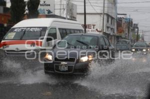 LLUVIA . INUNDACIONES