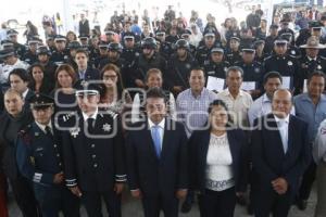 EQUIPAMIENTO POLICÍAS . CHOLULA