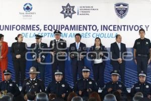 EQUIPAMIENTO POLICÍAS . CHOLULA