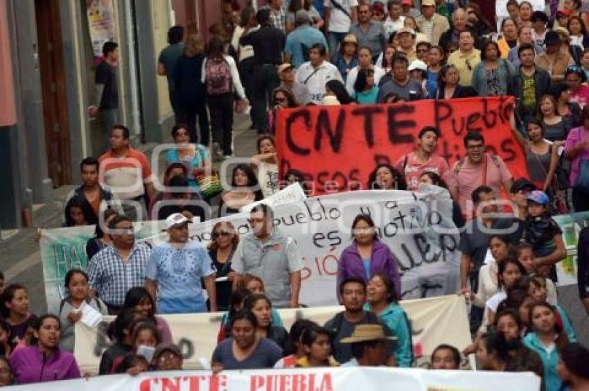 MANIFESTACION CNTE