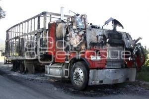 INCENDIOS VEHÍCULOS COMBUSTIBLE ROBADO