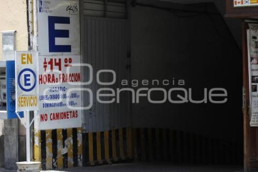 ESTACIONAMIENTOS